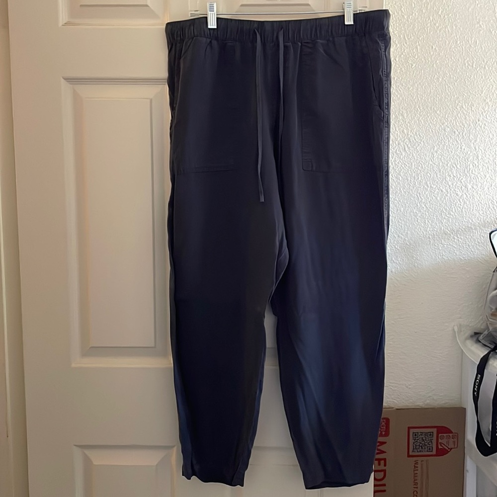 NWT Comfy Pants